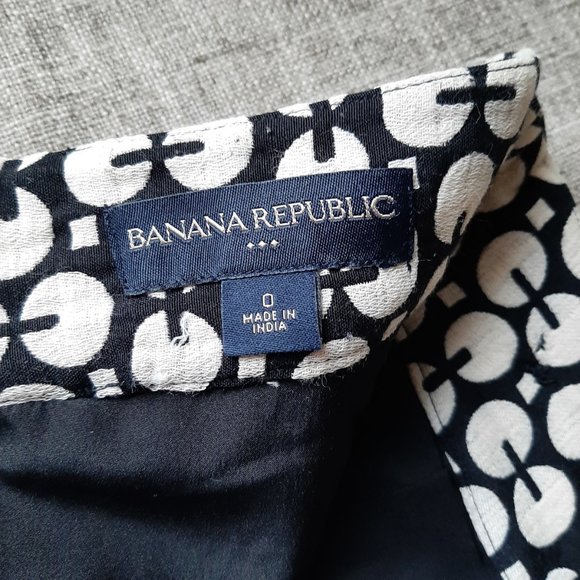 NWOT Banana Republic black and white short skirt SIZE 0 geometric circle pattern - Picture 5 of 6